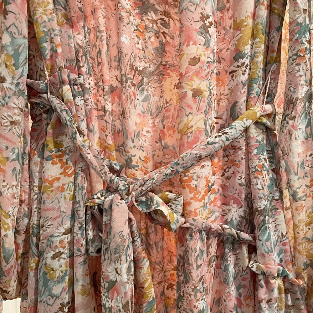 Astr the Label Kaylani Dress - NWOT - Picture 5 of 8